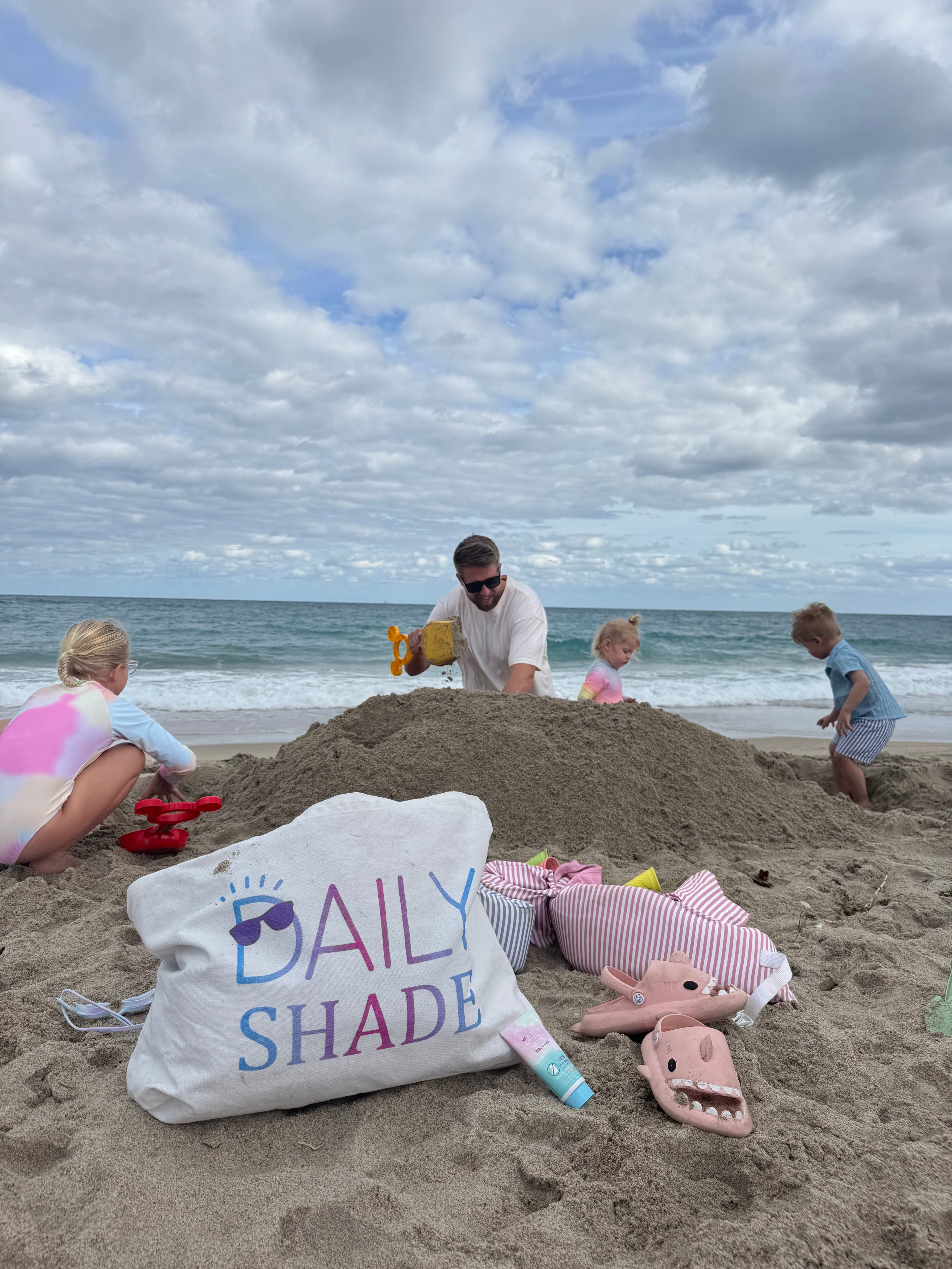 Spring Break Survival Kit: What’s Actually Worth Packing – Daily Shade